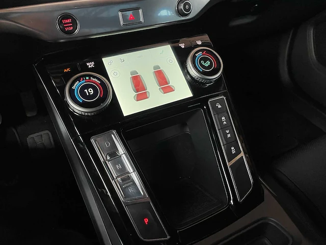 Jaguar i-pace ev400 s 90 kwh 400pk 2018 (origineel-nl + 1e eigenaar), xf-397-s - afbeelding 31 van  37