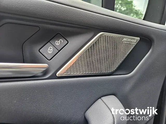 Jaguar i-pace ev400 s ts-713-v - afbeelding 16 van  48