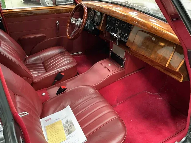 Jaguar mk 2 oldtimer - 1967 - afbeelding 4 van  33