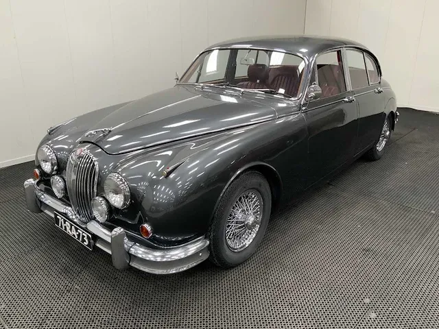 Jaguar mk 2 oldtimer - 1967 - afbeelding 1 van  33
