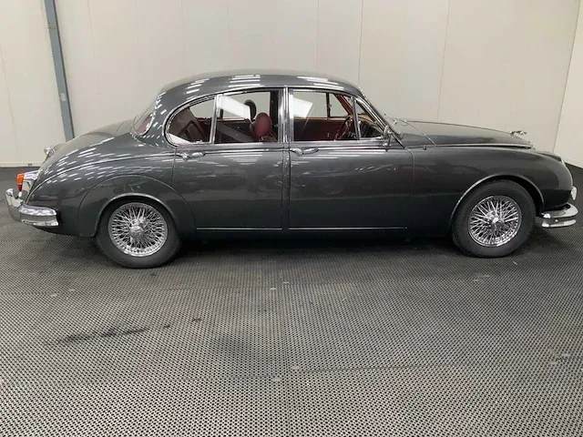 Jaguar mk 2 oldtimer - 1967 - afbeelding 31 van  33