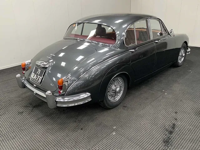Jaguar mk 2 oldtimer - 1967 - afbeelding 32 van  33