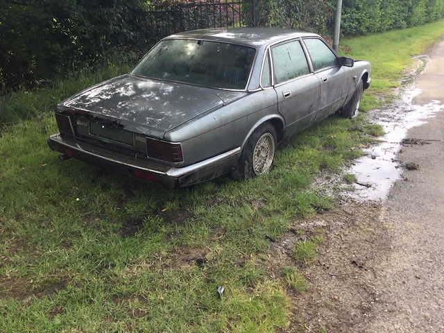 Jaguar personenauto - afbeelding 8 van  11
