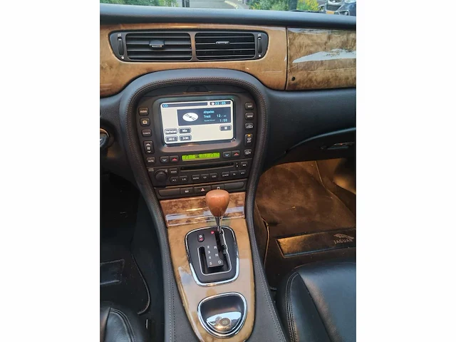Jaguar s-type 2.5 v6 executive, automaat, 88-rl-zz - afbeelding 13 van  20