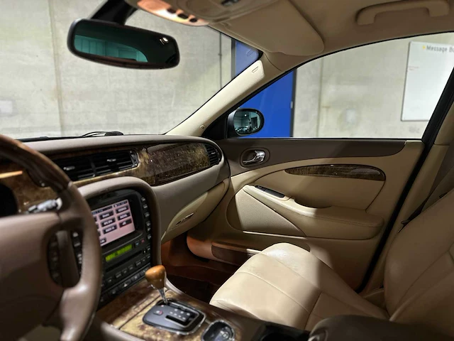 Jaguar s-type 3.0 v6 executive 238pk 2005, 20-sj-jl youngtimer - afbeelding 13 van  40