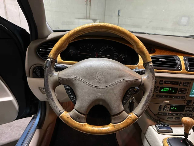 Jaguar s-type 4.0 v8 276pk 1999, zg-bz-61 - afbeelding 10 van  40