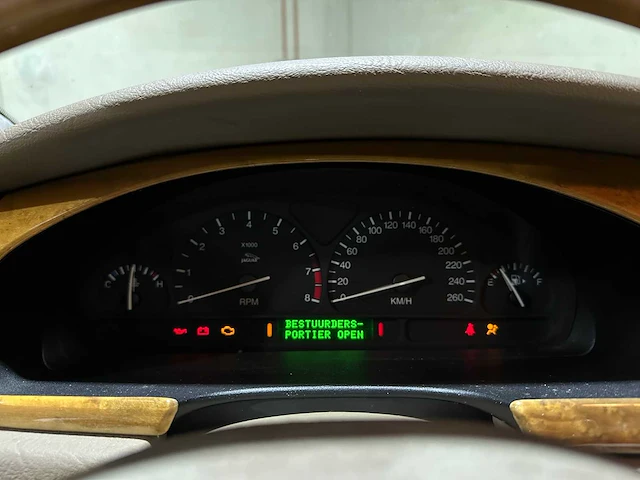Jaguar s-type 4.0 v8 276pk 1999, zg-bz-61 - afbeelding 19 van  40