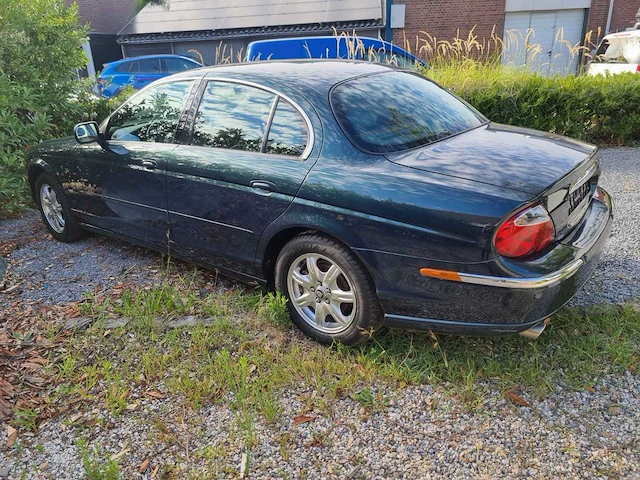 Jaguar s-type 4.0 v8, automaat - afbeelding 13 van  17