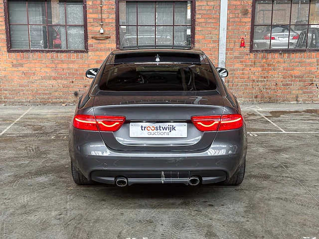 Jaguar xe 2.0 d portfolio 179pk 2015, h-969-ll - afbeelding 6 van  42