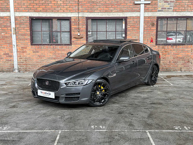 Jaguar xe 2.0 d portfolio 179pk 2015, h-969-ll - afbeelding 12 van  42