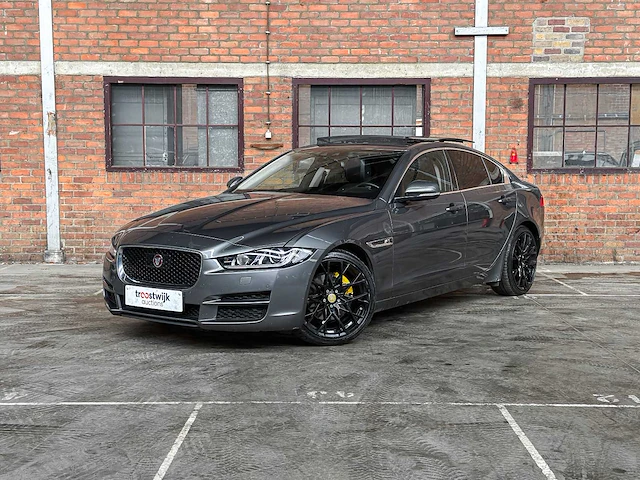 Jaguar xe 2.0 d portfolio 179pk 2015, h-969-ll - afbeelding 23 van  42