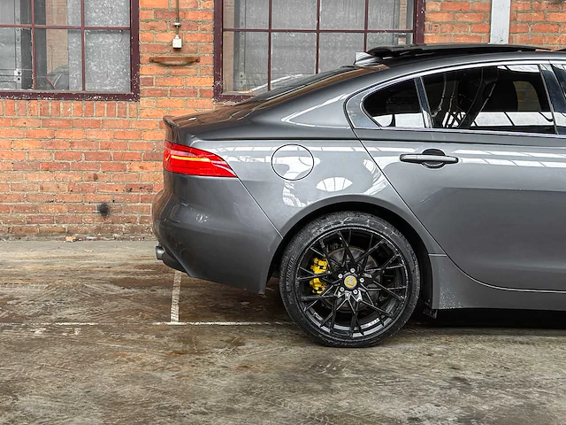 Jaguar xe 2.0 d portfolio 179pk 2015, h-969-ll - afbeelding 42 van  42