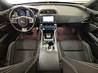 Jaguar xe 2.0 d portfolio automaat; hd-618-l - afbeelding 3 van  21