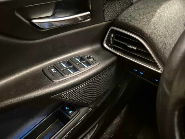 Jaguar xe 2.0 d portfolio automaat; hd-618-l - afbeelding 8 van  21