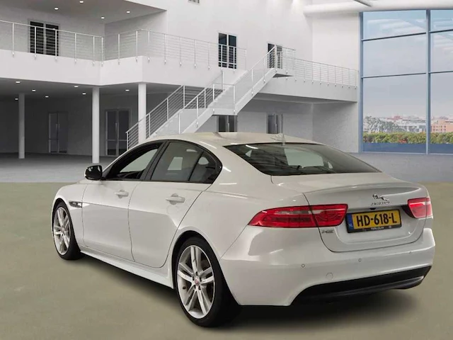 Jaguar xe 2.0 d portfolio automaat; hd-618-l - afbeelding 17 van  21