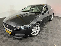 Jaguar xe 2.0 d portfolio, hv-350-r - afbeelding 1 van  12