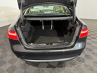 Jaguar xe 2.0 d portfolio, hv-350-r - afbeelding 7 van  12