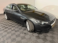 Jaguar xe 2.0 d portfolio, hv-350-r - afbeelding 9 van  12
