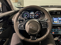 Jaguar xe 2.0 d portfolio, hv-350-r - afbeelding 12 van  12