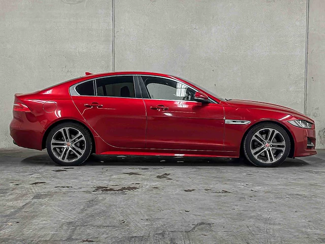 Jaguar xe 2.0 d r-sport (origineel-nl) portfolio x760 163pk 2015, gs-106-g - afbeelding 3 van  81