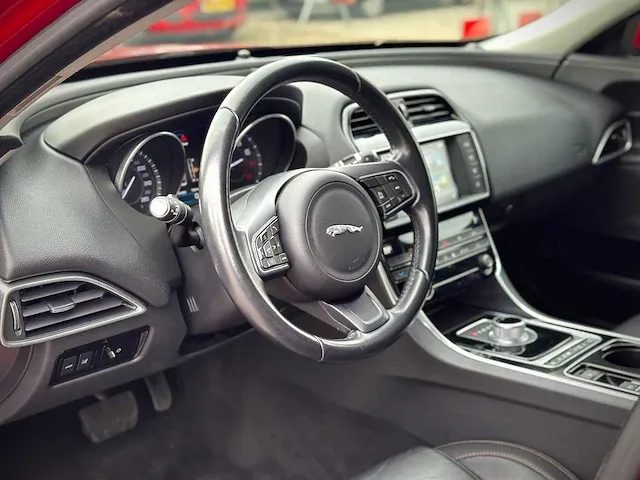 Jaguar xe 2.0 portfolio automaat, gt-047-p - afbeelding 4 van  29