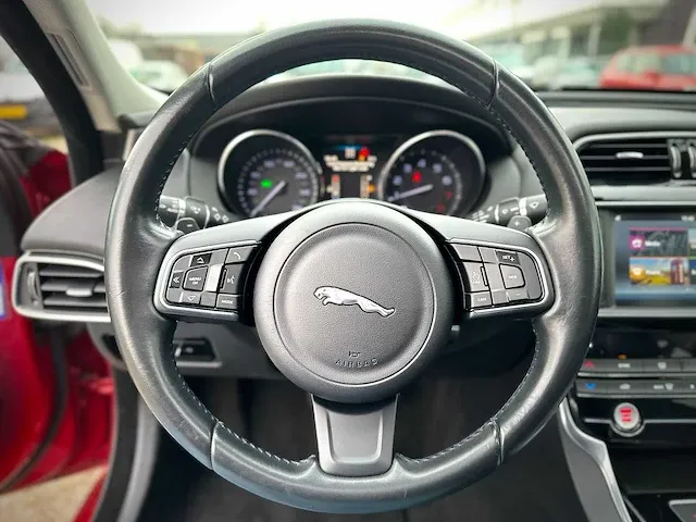 Jaguar xe 2.0 portfolio automaat, gt-047-p - afbeelding 14 van  29