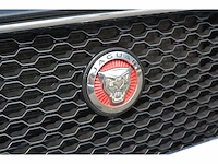 Jaguar xe 25t prestige business - personenauto - afbeelding 30 van  38