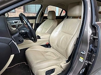 Jaguar xf 2.0 luxury (origineel-nl) 241pk 2015, 8-zkt-10 - afbeelding 32 van  45