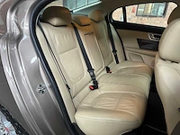 Jaguar xf 2.0 luxury (origineel-nl) 241pk 2015, 8-zkt-10 - afbeelding 35 van  45