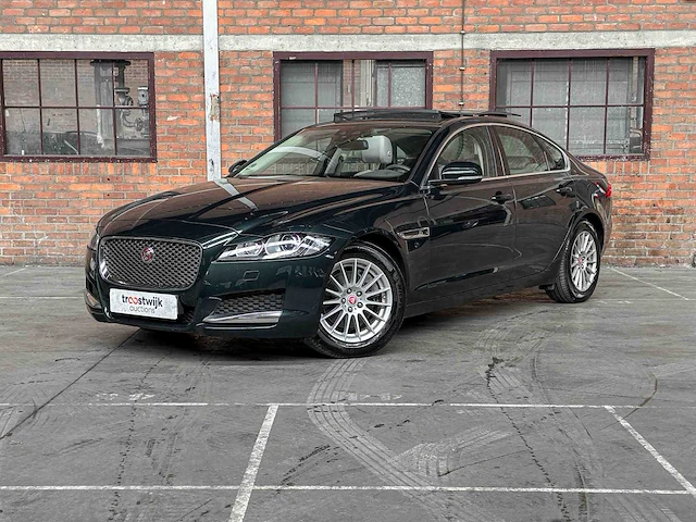 Jaguar xf 2.0d portfolio 179pk 2017, nd-065-g - afbeelding 1 van  43