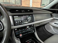 Jaguar xf 2.0d portfolio 179pk 2017, nd-065-g - afbeelding 19 van  43