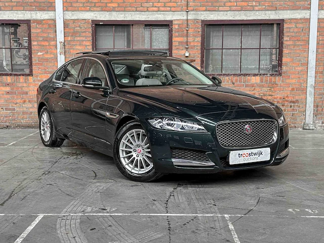 Jaguar xf 2.0d portfolio 179pk 2017, nd-065-g - afbeelding 41 van  43
