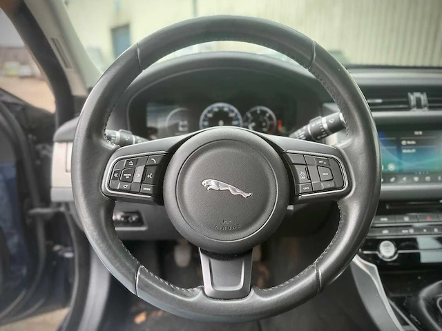 Jaguar xf 2.0d portfolio; pt-187-t - afbeelding 3 van  16