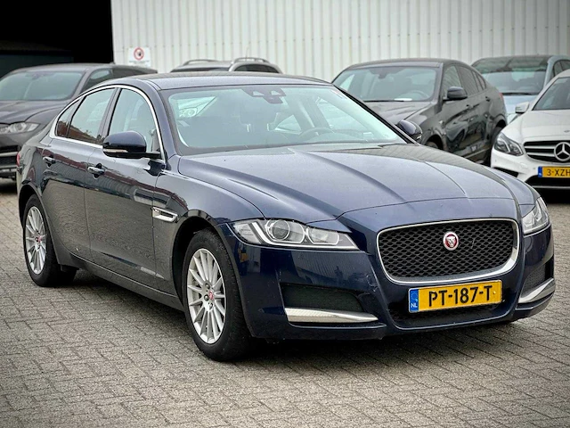Jaguar xf 2.0d portfolio; pt-187-t - afbeelding 10 van  16