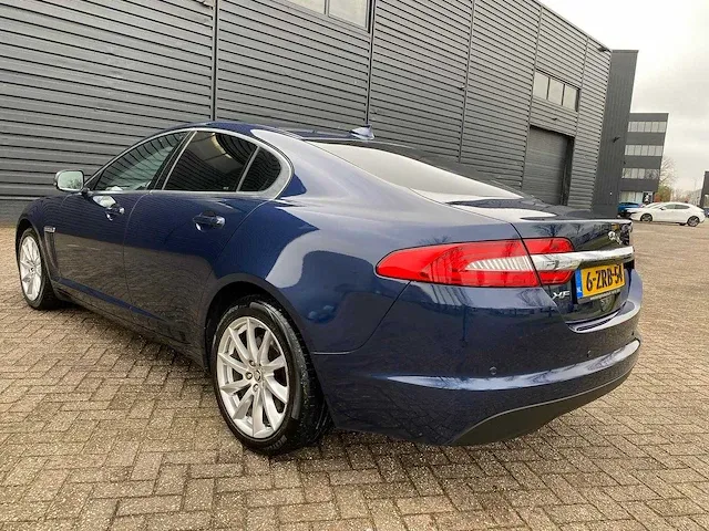 Jaguar xf 2.2d premium business edition automaat, 6-zrb-54 - afbeelding 12 van  20