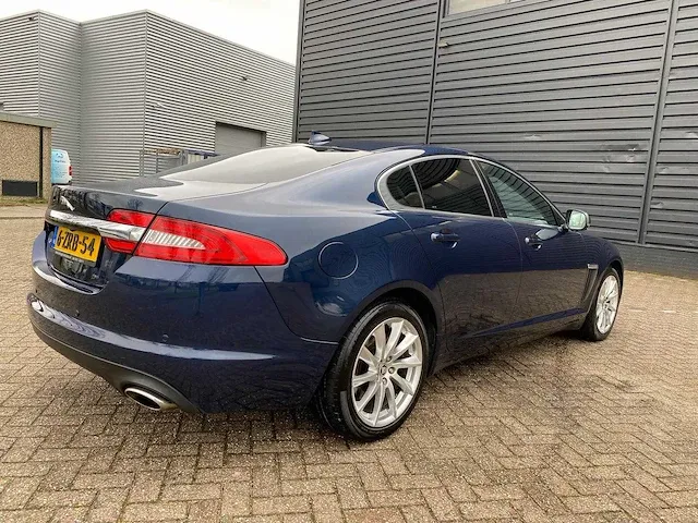 Jaguar xf 2.2d premium business edition automaat, 6-zrb-54 - afbeelding 14 van  20