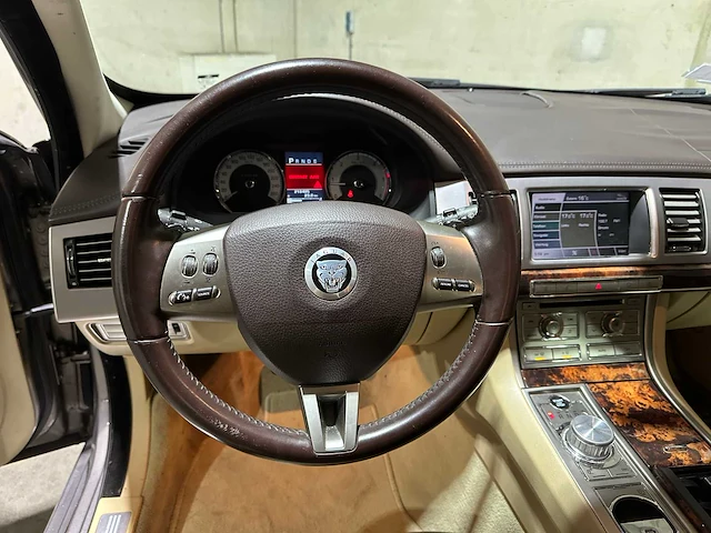 Jaguar xf 2.7d v6 luxury 207pk 2008, 69-hxg-3 youngtimer - afbeelding 11 van  42