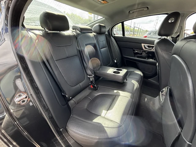 Jaguar xf 3.0 turbo v6 business edition dpf 211 at, 2011 - afbeelding 14 van  24