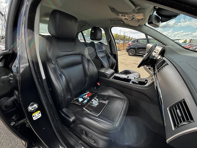 Jaguar xf 3.0 turbo v6 business edition dpf 211 at, 2011 - afbeelding 15 van  24