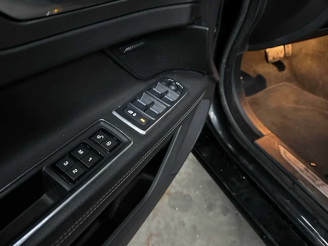 Jaguar xf 3.0 v6 s sc aws dohc 24v 340pk 2016 - afbeelding 30 van  46