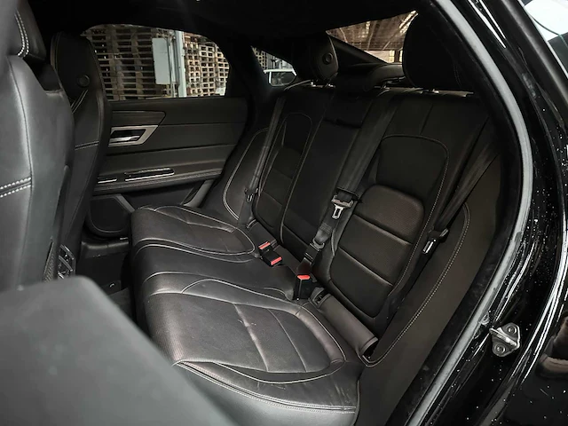 Jaguar xf 3.0 v6 s sc aws dohc 24v 340pk 2016 - afbeelding 40 van  46