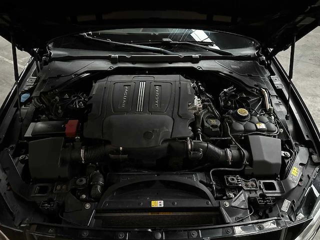 Jaguar xf 3.0 v6 s sc aws dohc 24v 340pk 2016 - afbeelding 46 van  46