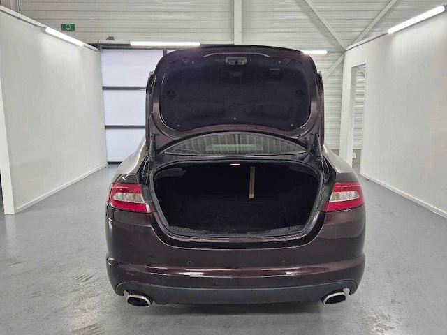 Jaguar xf 3.0d v6 premium luxury; np-674-t - afbeelding 2 van  18