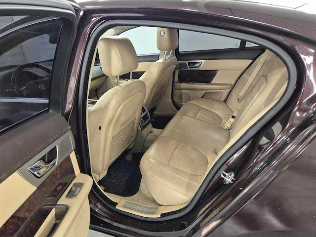 Jaguar xf 3.0d v6 premium luxury; np-674-t - afbeelding 4 van  18
