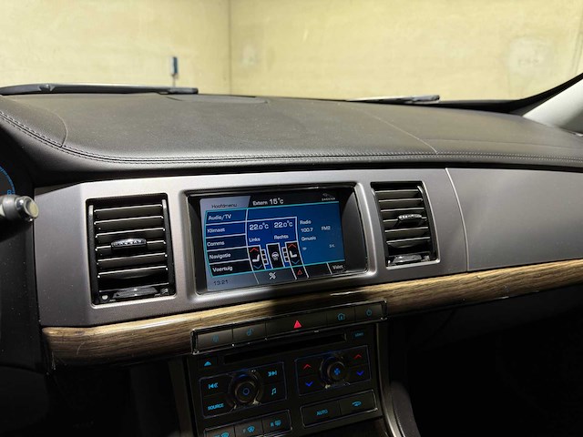 Jaguar xf 4.2 sv8 supercharged v8 416pk 2008, x-627-sx youngtimer - afbeelding 22 van  44