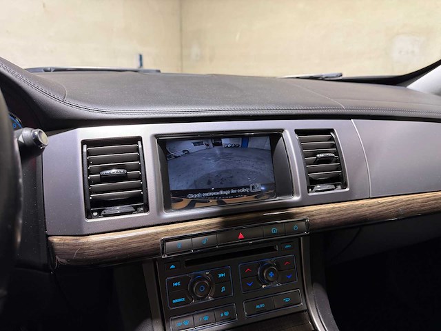 Jaguar xf 4.2 sv8 supercharged v8 416pk 2008, x-627-sx youngtimer - afbeelding 24 van  44