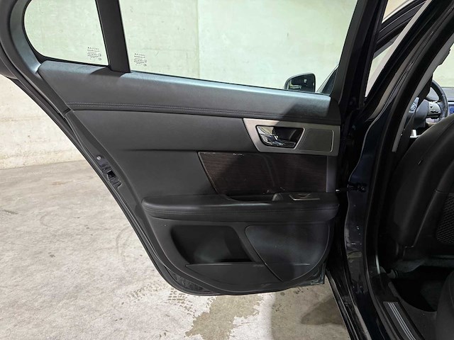 Jaguar xf 4.2 sv8 supercharged v8 416pk 2008, x-627-sx youngtimer - afbeelding 30 van  44