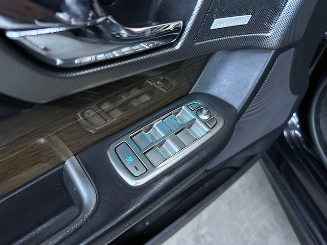 Jaguar xf r 5.0 v8 supercharged 510pk 2011 - afbeelding 31 van  48