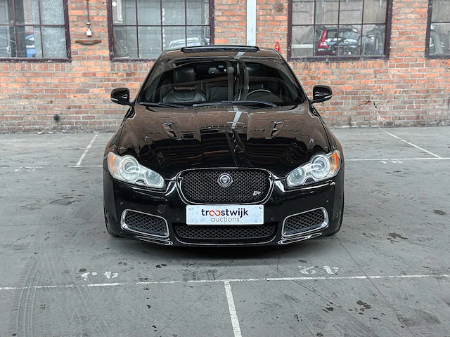 Jaguar xf r 5.0 v8 supercharged 510pk 2011 - afbeelding 44 van  48