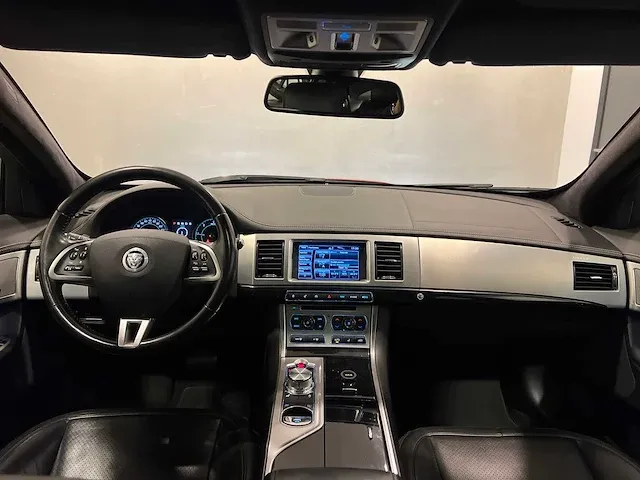 Jaguar xf s 3.0 v6 d premium business edition 8-traps 275pk 2013, x-791-rl - afbeelding 22 van  94